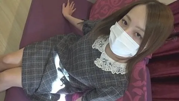 FC2PPV-1274494 無修正流出 - 21歳の無毛美女が絶叫しながら絶頂に達し、潮を吹き、濃厚な精液を浴びて制御不能に - アリナ